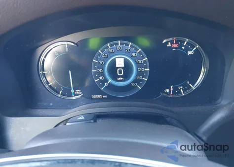 2017 Cadillac Escalade Luxury z USA, uszkodzony, nr VIN 1GYS3BKJ0HR121307